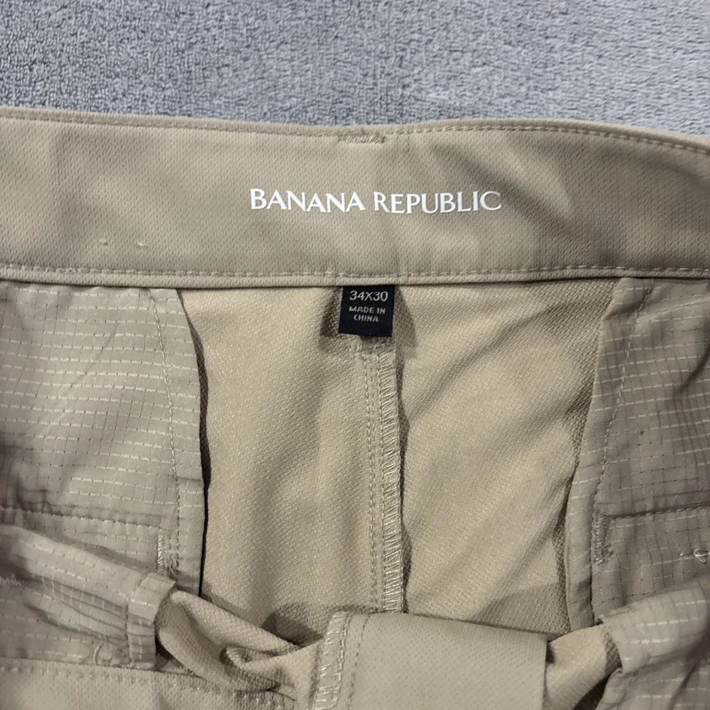 Banana Republic Mens Pants 34x30 Beige Chino Classic Flat Front Preppy Golf #J11